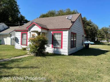 Main picture of 117 E Tennie St