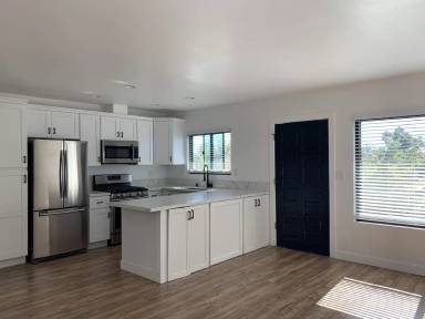Main picture of 3233 Herman Ave