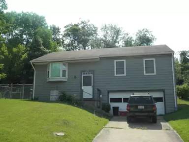 Main picture of 20 Berkeley Dr
