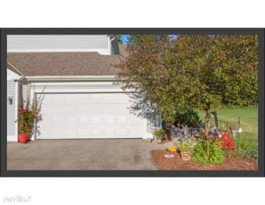 Main picture of 758 Bridlewood Dr