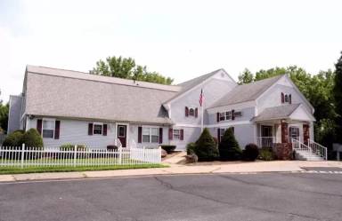 Main picture of 59 Pleasant St