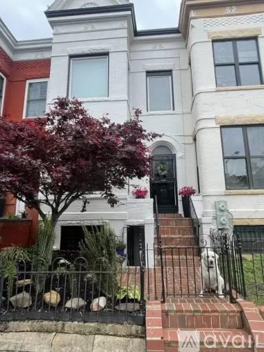 Main picture of 1517 1st St NW