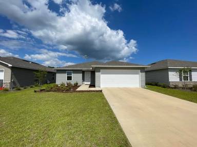 Main picture of 4356 Jitterbug St