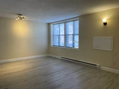 Main picture of 112 Murray St