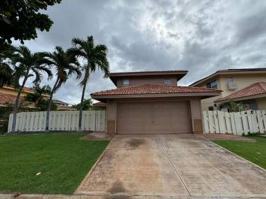 Main picture of 91-1025 Hoomaliu St