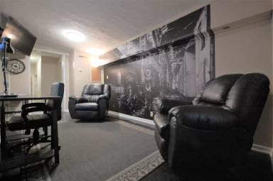 Main picture of 717 1/2 Keeler St