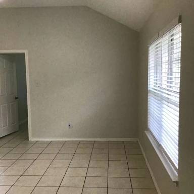 Main picture of 1711 Tina Marie Rd