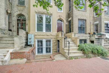 Main picture of 1741 U St NW