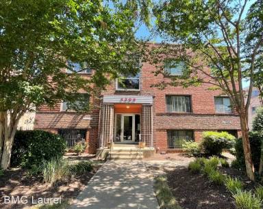 Main picture of 4210 Benning Rd NE
