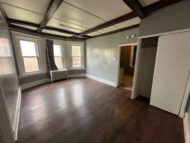 Main picture of 4507 Disston St