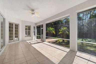 Main picture of 6800 Hunters Rd