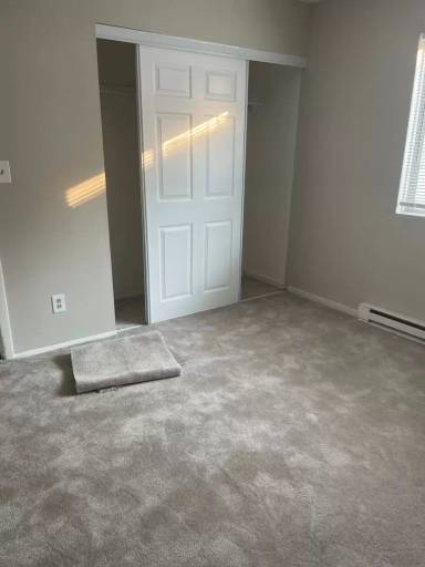 Main picture of 39 Rhodes Ave