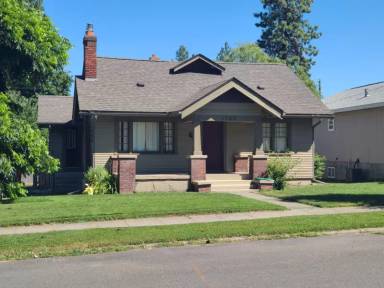 Main picture of 1703 E 15th Ave