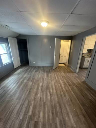 Main picture of 2180 W 83rd St