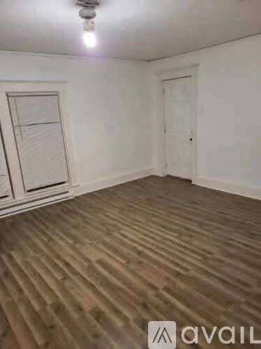 Main picture of 311 W Main St