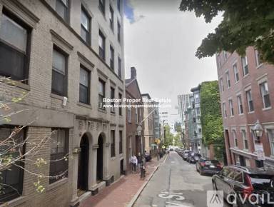 Main picture of 44A Joy St