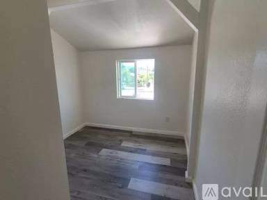 Main picture of 11009 Elliott Ave