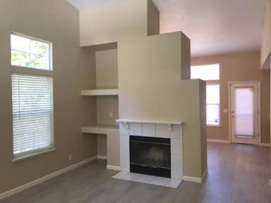 Main picture of 2304 Halsey Cir