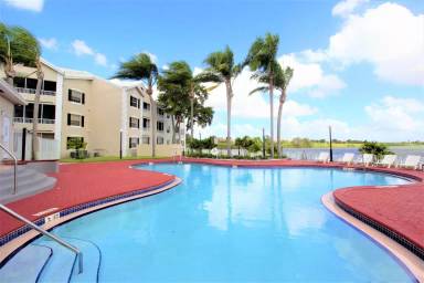 Main picture of 2861 N Oakland Forest Dr