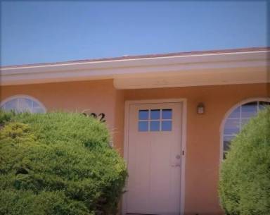 Main picture of 994 S Coral Pl