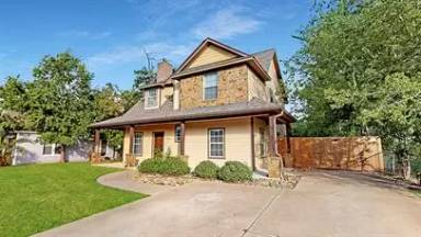 Main picture of 201 Francis Dr