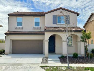 Main picture of 682 Seine River Way