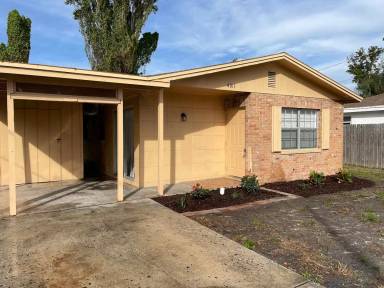 Main picture of 4011 W Pearl Ave