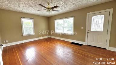 Main picture of 1204 NE 62nd Ave