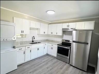 Main picture of 727 E Lenoir St