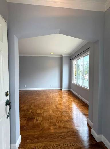 Main picture of 1251 45th Ave