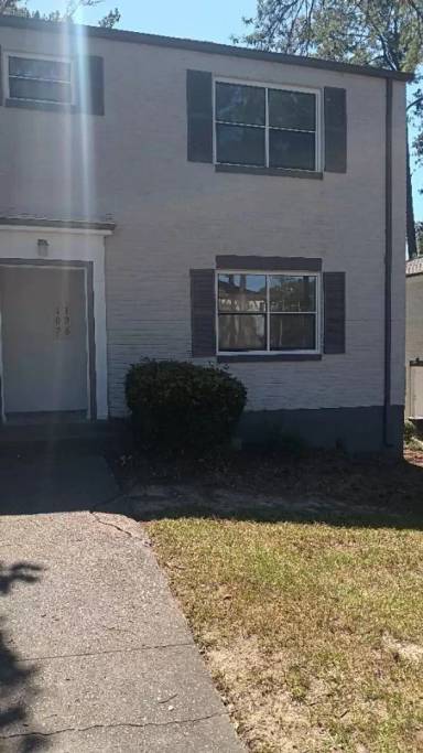 Main picture of Hampton Hills Condominiums
