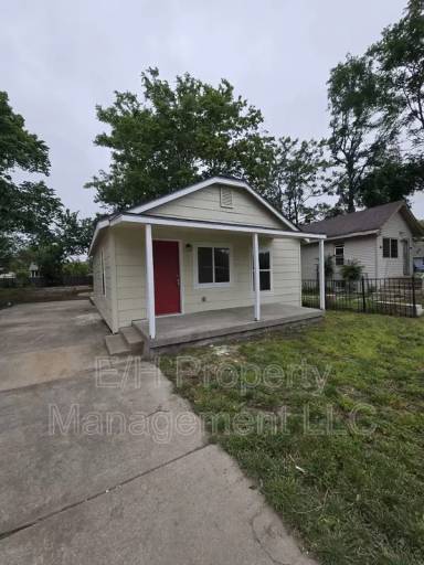 Main picture of 1031 N New York Ave