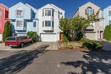 Main picture of 1241 NW 7th Way