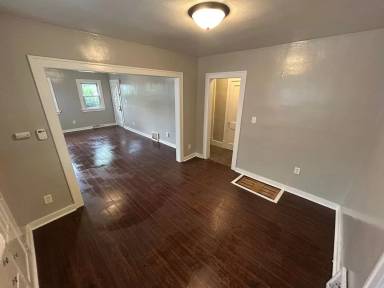Main picture of 1811 Loxley Rd