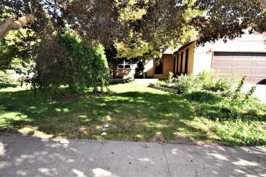 Main picture of 613 E 1980 N
