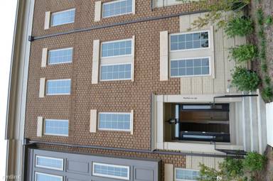 Main picture of 22778 Sagamore Sq