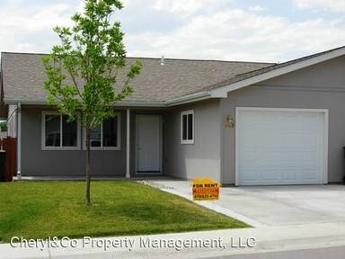 Main picture of 697 Bristlecone Way