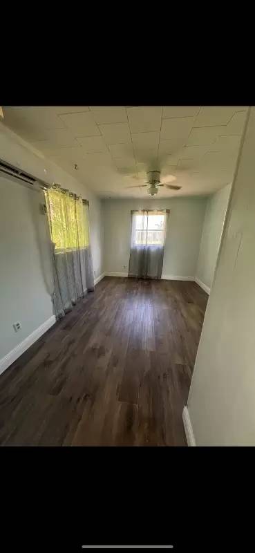 Main picture of 274 Whittier Ave