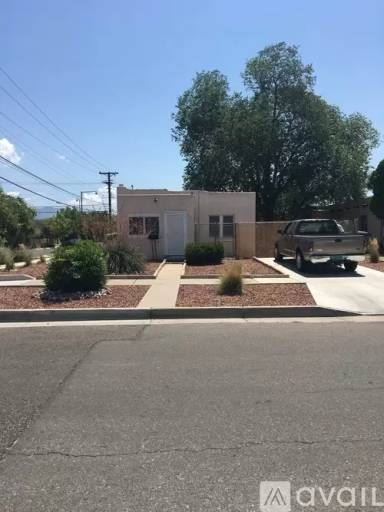 Main picture of 300 Vassar Dr SE