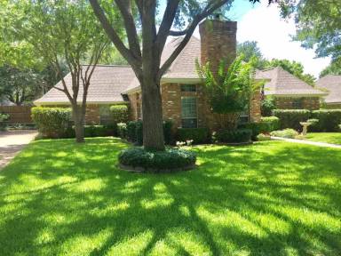 Main picture of 1115 Mesa Verde Dr