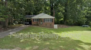 Main picture of 2501 Jefferson Dr