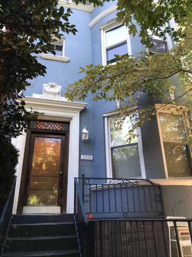 Main picture of 2509 Cliffbourne Pl NW