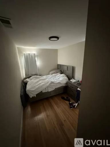Main picture of 2042 N 19th Ave