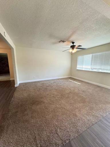 Main picture of 2990 Dove St