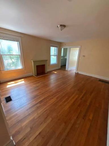 Main picture of 507 E College Ave