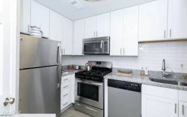 Main picture of 1790 N Rock Springs Rd NE