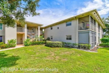 Main picture of 5 Lake Vista Trl