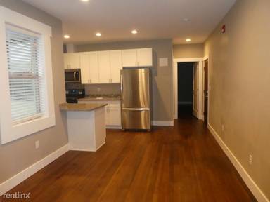 Main picture of 702 4th Ave E