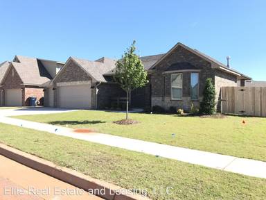 Main picture of 18820 Rolling Hill Way