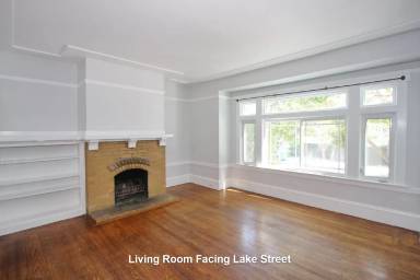 Main picture of 2020 Lake St